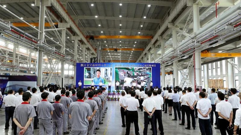 广州化工批发市场涂料专区：涂料选购的实用指南